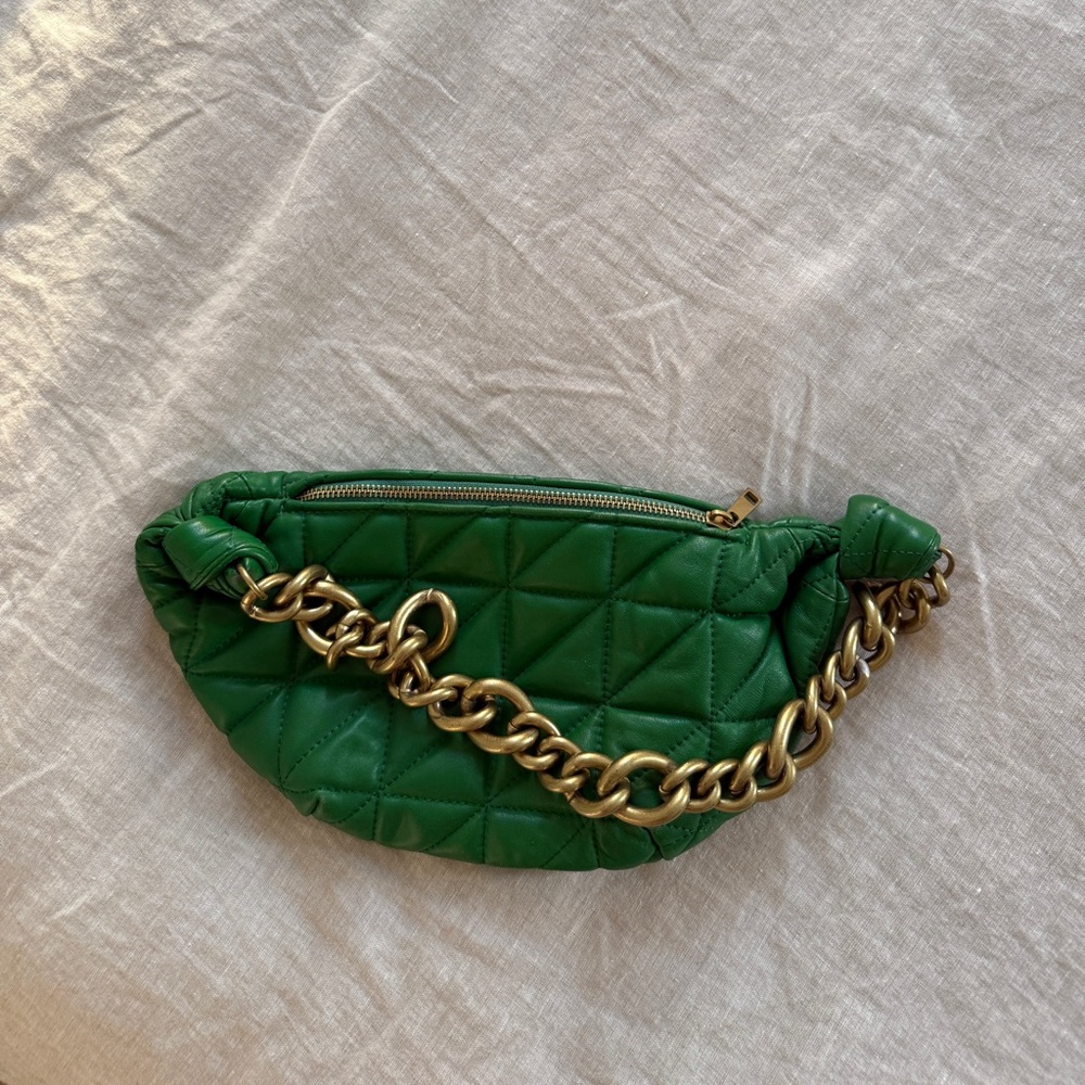 Zara Breen Leather Bag w Chunky Gold Chain